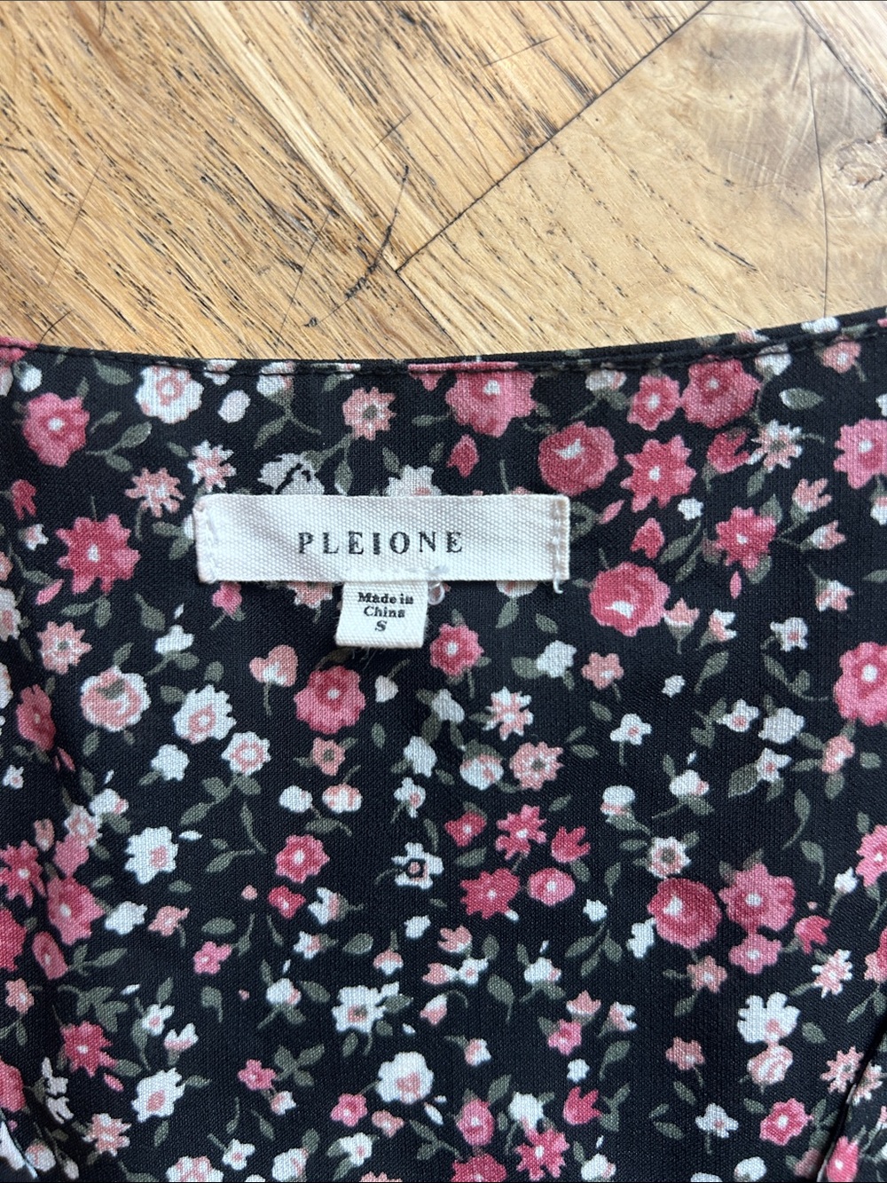🌸3 FOR $20🌸 
 Pleione Black Floral Ruffle Sleeve Blouse with Pink & White Print - Picture 5 of 10